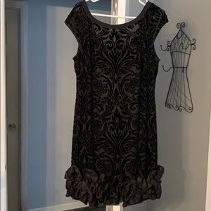 Jessica SimpsonRuffle bottom dress L